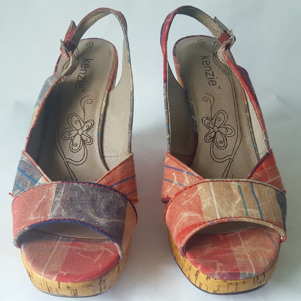 Kenzie Reserved Red Plaid Sandal